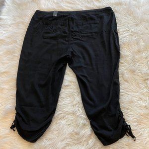 Torrid Premium Ruched Drawstring Capri Pants NWT